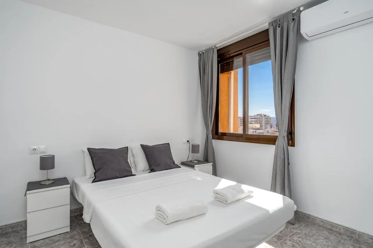 Central Flat With Pool In Fuengirola By Costarentals - Ref 171 إسبانيا